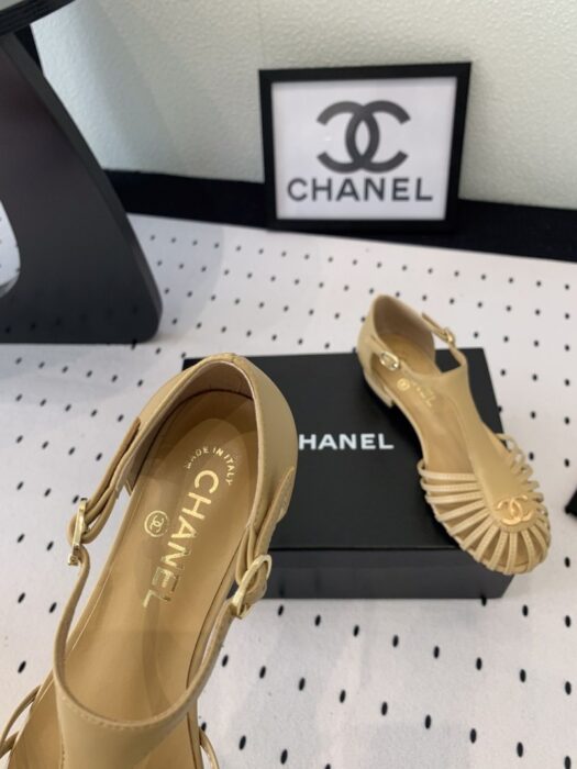 샤넬 인터로킹 CC T스트랩 샌들 레플리카 미러급 SA급 S급 고퀄리티 최상급 하이엔드 신발 [여성] 6