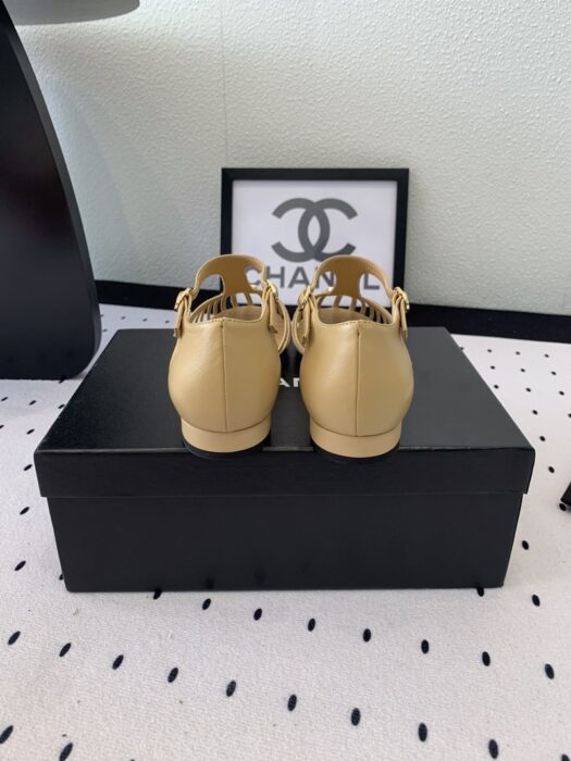 샤넬 인터로킹 CC T스트랩 샌들 레플리카 미러급 SA급 S급 고퀄리티 최상급 하이엔드 신발 [여성] 2