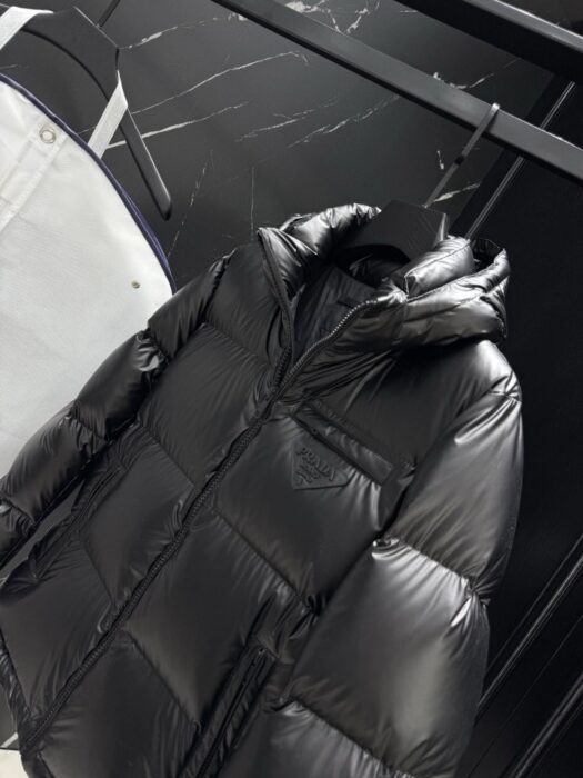 프라다 나일론 라케 다운 패딩 자켓 레플리카 미러급 SA급 S급 고퀄리티 하이엔드 최상급 의류 [남성] 12