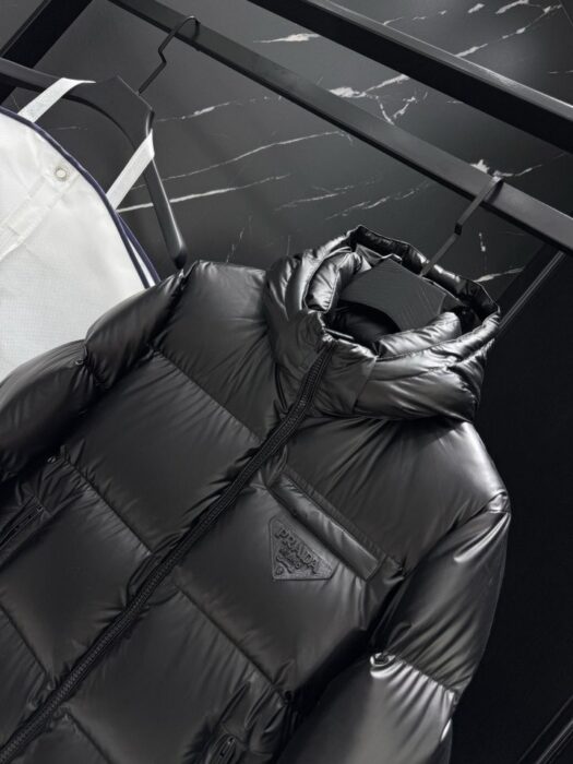 프라다 나일론 라케 다운 패딩 자켓 레플리카 미러급 SA급 S급 고퀄리티 하이엔드 최상급 의류 [남성] 14