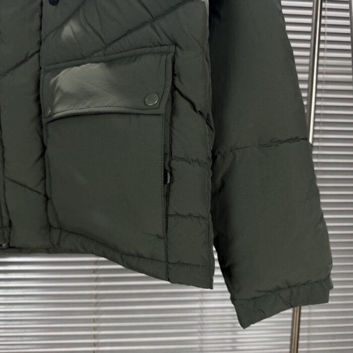 몽클레어 x 퍼렐 윌리엄스 체스트넛 쇼트 다운 자켓 레플리카 미러급 SA급 S급 고퀄리티 하이엔드 최상급 의류 [남성] 9