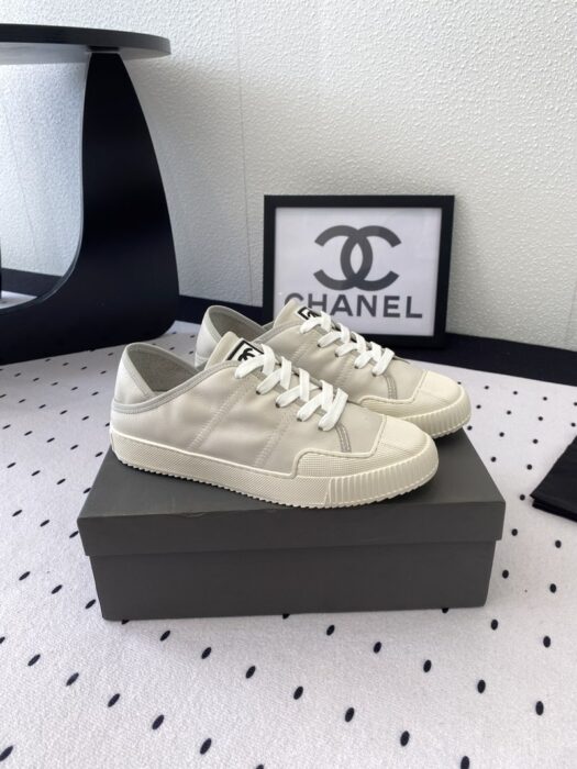 샤넬 로우탑 캔버스 스니커즈 레플리카 미러급 SA급 S급 고퀄리티 최상급 하이엔드 신발 [여성] 2