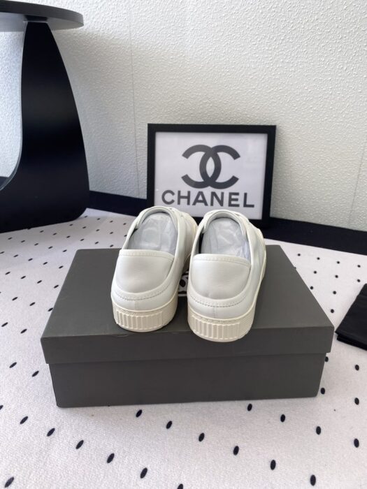 샤넬 로우탑 캔버스 스니커즈 레플리카 미러급 SA급 S급 고퀄리티 최상급 하이엔드 신발 [여성] 3