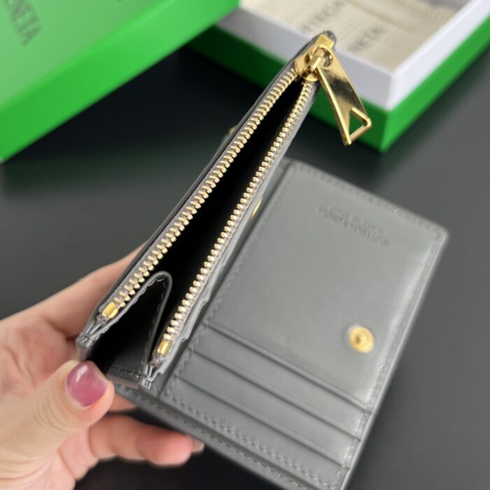 보테가베네타 솔스티스 스몰 반지갑 그레이 788055 레플리카 미러급 SA급 S급 고퀄리티 최상급 하이엔드 지갑 [남성여성공용] 6