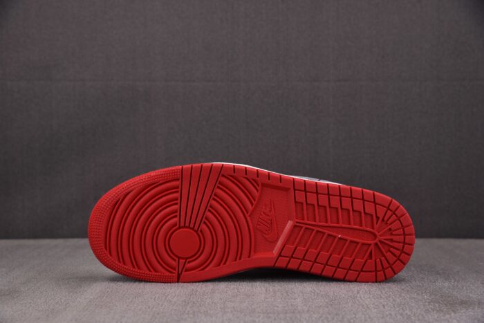 나이키 에어 조던 1 로우 SE 페이턴트 바시티 레드 블랙 HV4089-006 레플리카 미러급 SA급 S급 고퀄리티 최상급 하이엔드 신발 [남성여성공용] 4