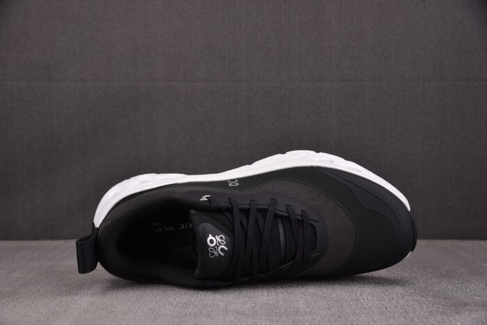 로에베 On x LOEWE 클라우드 틸트 2.0 블랙 화이트레플리카 미러급 SA급 S급 고퀄리티 최상급 하이엔드 신발 [남성여성공용] 3