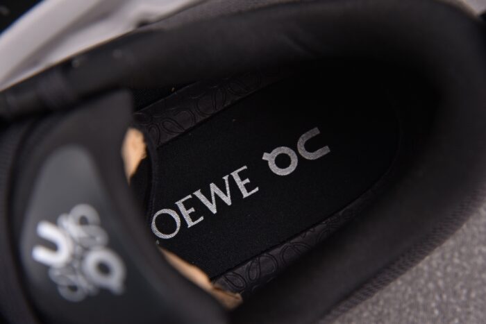 로에베 On x LOEWE 클라우드 틸트 2.0 블랙 화이트레플리카 미러급 SA급 S급 고퀄리티 최상급 하이엔드 신발 [남성여성공용] 9