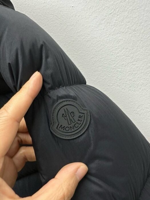 몽클레어 마데이라 남성패딩 레플리카 미러급 SA급 S급 고퀄리티 하이엔드 최상급 의류 [남성] 17