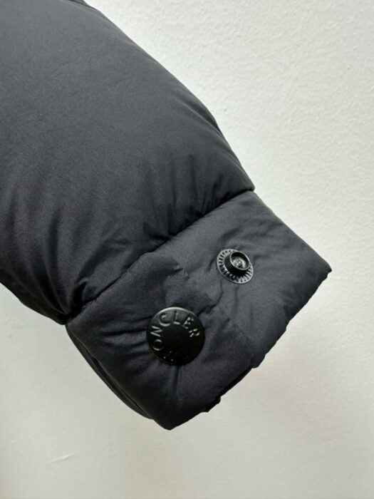 몽클레어 마데이라 남성패딩 레플리카 미러급 SA급 S급 고퀄리티 하이엔드 최상급 의류 [남성] 18