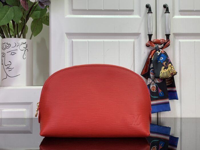 루이비통 코스메틱 파우치 미디엄 M15198 레드 레플리카 미러급 SA급 S급 고퀄리티 최상급 하이엔드 가방 [여성] 2