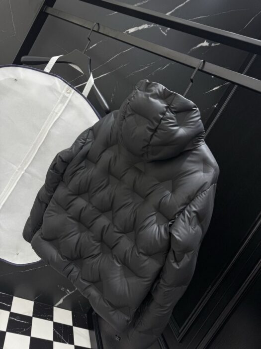 프라다 트라이앵글 엠보 다운 패딩 자켓 레플리카 미러급 SA급 S급 고퀄리티 하이엔드 최상급 의류 [남성] 6