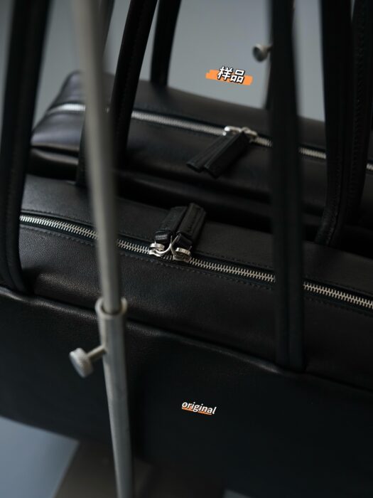 더로우 아스트라 레더 볼링 백 블랙 레플리카 미러급 SA급 S급 고퀄리티 최상급 하이엔드 가방 [여성] 8