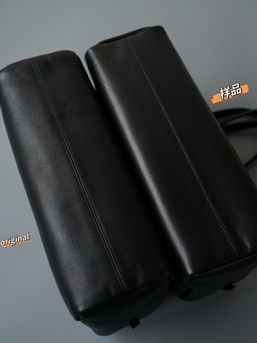 더로우 아스트라 레더 볼링 백 블랙 레플리카 미러급 SA급 S급 고퀄리티 최상급 하이엔드 가방 [여성] 9