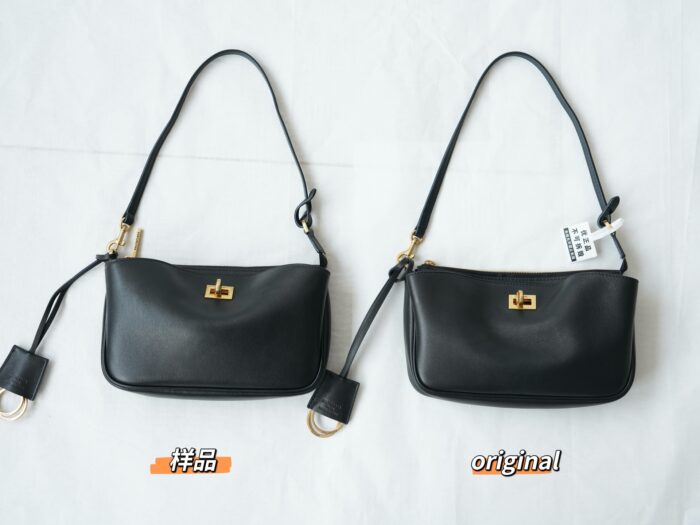 발렌시아가 로데오 슬링 포쉐트 블랙 레플리카 미러급 SA급 S급 고퀄리티 최상급 하이엔드 가방 [여성]