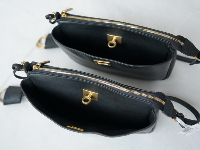 발렌시아가 로데오 슬링 포쉐트 블랙 레플리카 미러급 SA급 S급 고퀄리티 최상급 하이엔드 가방 [여성] 5