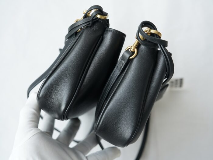 발렌시아가 로데오 슬링 포쉐트 블랙 레플리카 미러급 SA급 S급 고퀄리티 최상급 하이엔드 가방 [여성] 12