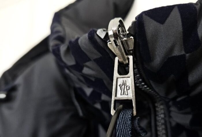 몽클레어 사부아 리버시블 패딩 레플리카 미러급 SA급 S급 고퀄리티 하이엔드 최상급 의류 [남성] 14