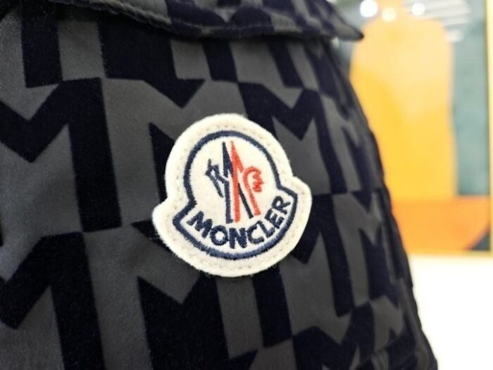 몽클레어 사부아 리버시블 패딩 레플리카 미러급 SA급 S급 고퀄리티 하이엔드 최상급 의류 [남성] 15