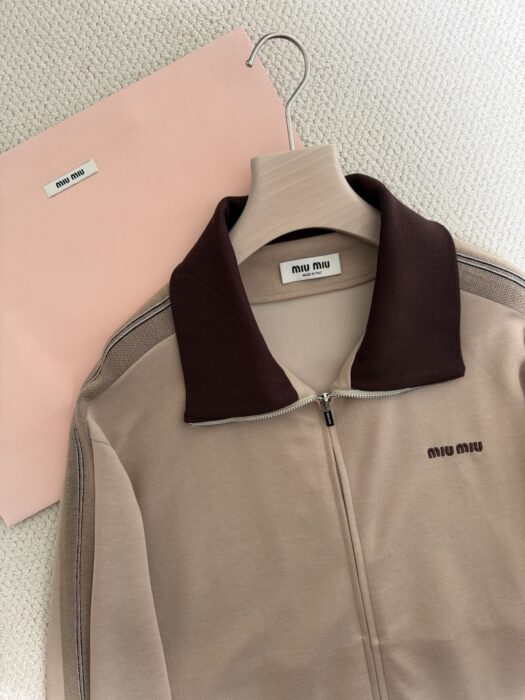 미우미우 집업 자켓 레플리카 미러급 SA급 S급 고퀄리티 하이엔드 최상급 의류 [남성여성공용] 12