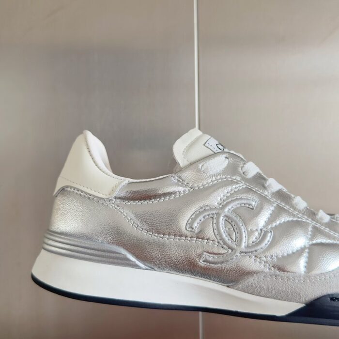 샤넬 퀄팅 디테일 스니커즈 레플리카 미러급 SA급 S급 고퀄리티 최상급 하이엔드 신발 [여성] 9