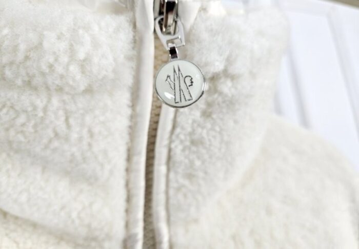 몽클레어 에스코우트 구스다운 여성패딩자켓 레플리카 미러급 SA급 S급 고퀄리티 하이엔드 최상급 의류 [여성] 8