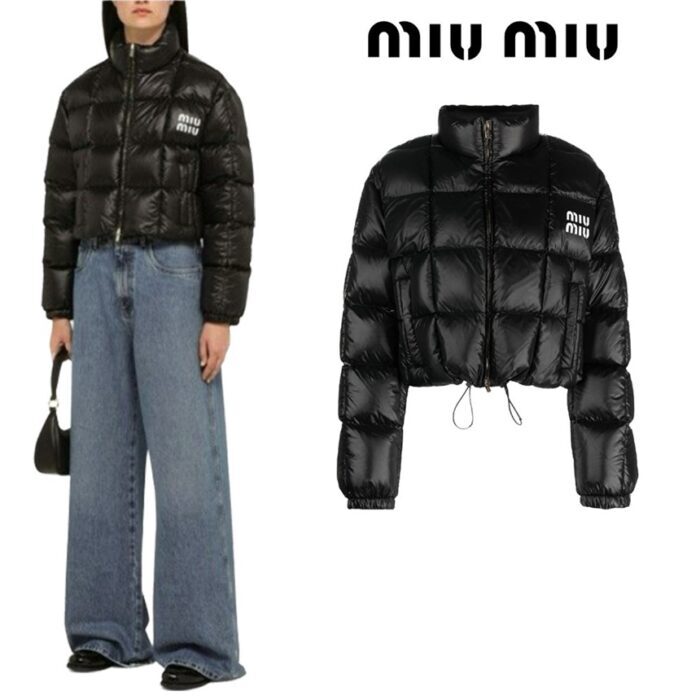 미우미우 클래식 로고 나일론 크롭 숏패딩 레플리카 미러급 SA급 S급 고퀄리티 하이엔드 최상급 의류 [여성] 2