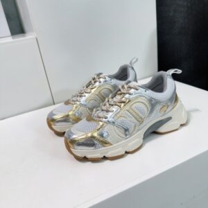 디올 크로노 스니커즈 레플리카 미러급 SA급 S급 고퀄리티 최상급 하이엔드 신발 [여성]