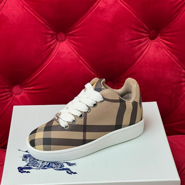 버버리 박스 스니커즈 레플리카 미러급 SA급 S급 고퀄리티 최상급 하이엔드 신발 [남성여성공용]