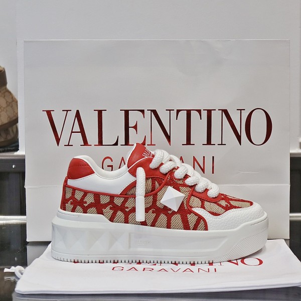 발렌티노 원스터드 XL V 로고 운동화 레플리카 미러급 SA급 S급 고퀄리티 최상급 하이엔드 신발 [남성여성공용]