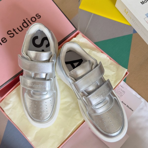 아크네스튜디오 벨크로 스트랩 스니커즈 레플리카 미러급 SA급 S급 고퀄리티 최상급 하이엔드 신발 [여성]