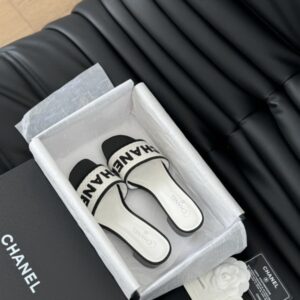 샤넬 로고 트위드 뮬 레플리카 미러급 SA급 S급 고퀄리티 최상급 하이엔드 신발 [여성]