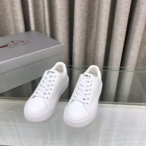 프라다 로고 클래식 레더 로우탑 스니커즈 레플리카 미러급 SA급 S급 고퀄리티 최상급 하이엔드 신발 [남성여성공용]