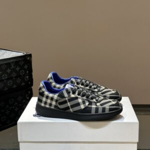 버버리 체크 테라스 스니커즈 레플리카 미러급 SA급 S급 고퀄리티 최상급 하이엔드 신발 [남성]