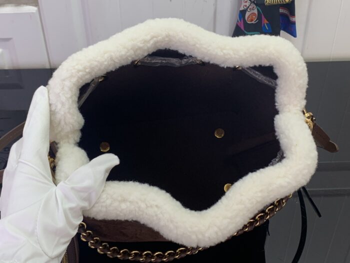 루이비통 벨라 스웨이드 M26684 다크 브라운 레플리카 미러급 SA급 S급 고퀄리티 최상급 하이엔드 가방 [여성] 3