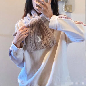 루이비통 온리 LV 미니 케이블 스카프 그레이 양털100% 레플리카 미러급 SA급 S급 고퀄리티 최상급 하이엔드 악세사리 [남성여성공용]