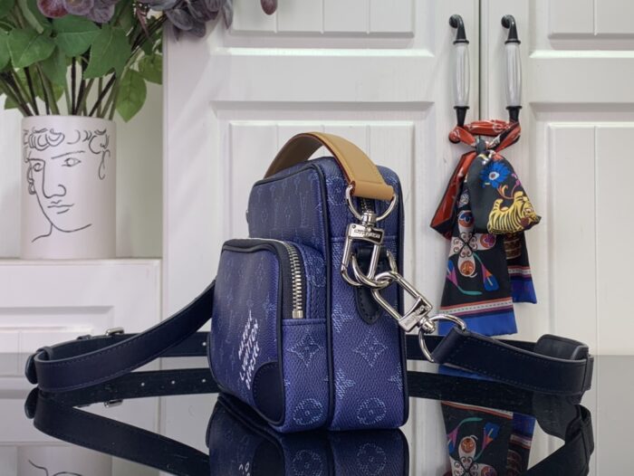 루이비통 닐 M26823 블루 레플리카 미러급 SA급 S급 고퀄리티 최상급 하이엔드 가방 [남성여성공용] 4