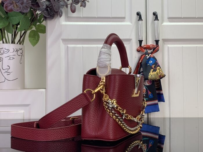 루이비통 카퓌신 미니 M27034 다크 레드 레플리카 미러급 SA급 S급 고퀄리티 최상급 하이엔드 가방 [여성] 4