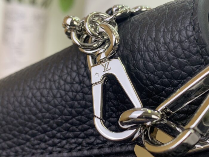 루이비통 카퓌신 미니 M26351 블랙 레플리카 미러급 SA급 S급 고퀄리티 최상급 하이엔드 가방 [여성] 7