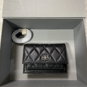 발렌시아가 BB 퀼팅 백 블랙 양가죽 레플리카 미러급 SA급 S급 고퀄리티 최상급 하이엔드 가방 [여성]