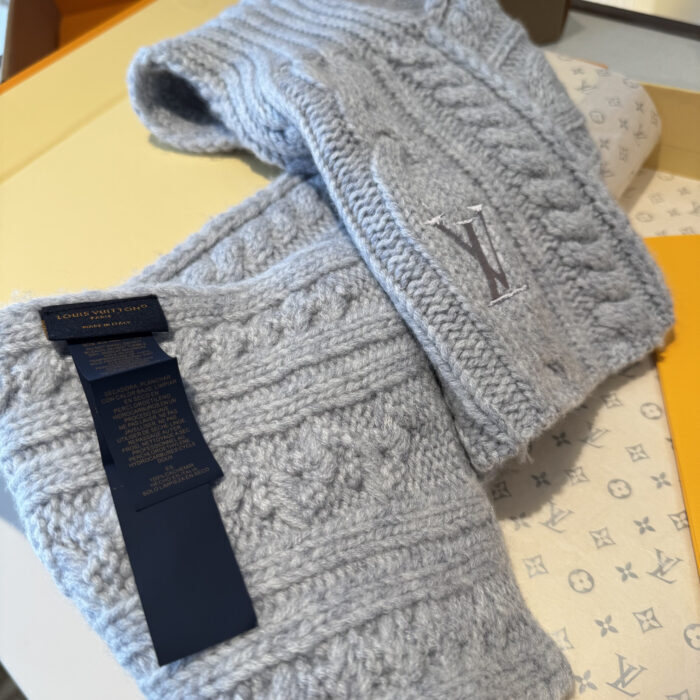 루이비통 온리 LV 미니 케이블 스카프 그레이 양털100% 레플리카 미러급 SA급 S급 고퀄리티 최상급 하이엔드 악세사리 [남성여성공용] 7
