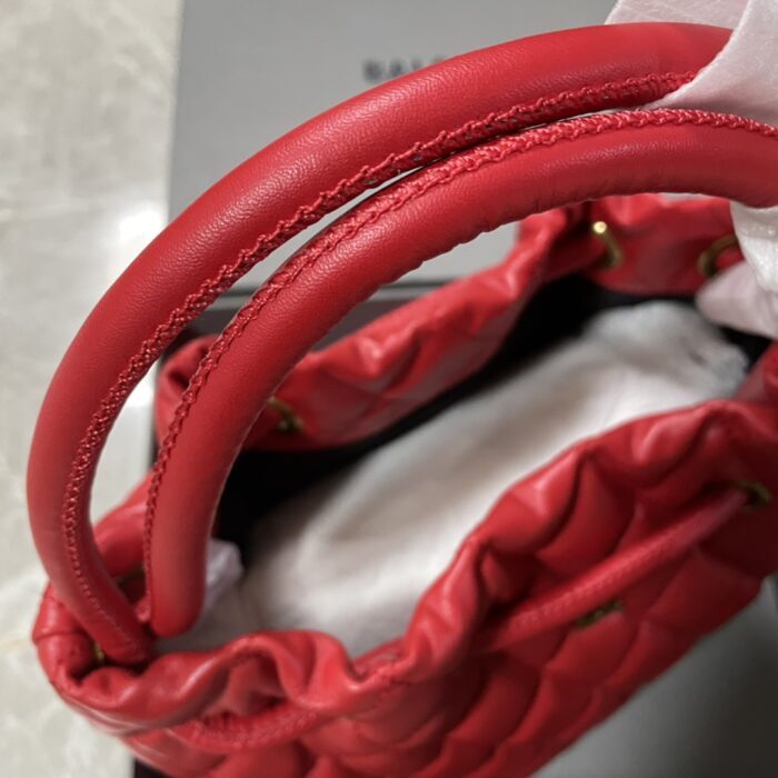 발렌시아가 B 퀼팅 버킷백 레드 양가죽 레플리카 미러급 SA급 S급 고퀄리티 최상급 하이엔드 가방 [여성] 3