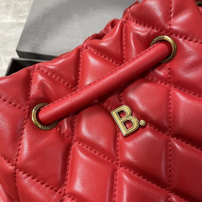 발렌시아가 B 퀼팅 버킷백 레드 양가죽 레플리카 미러급 SA급 S급 고퀄리티 최상급 하이엔드 가방 [여성] 6