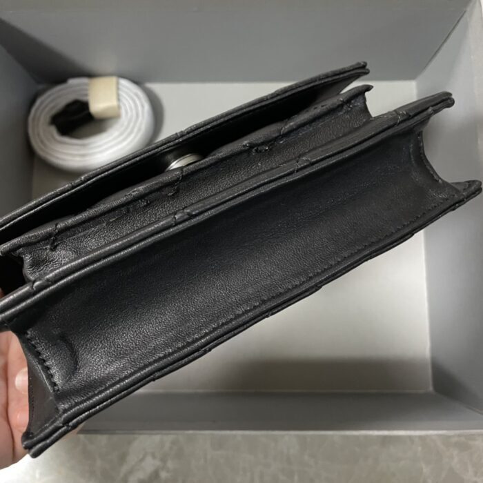 발렌시아가 BB 퀼팅 백 블랙 양가죽 레플리카 미러급 SA급 S급 고퀄리티 최상급 하이엔드 가방 [여성] 5