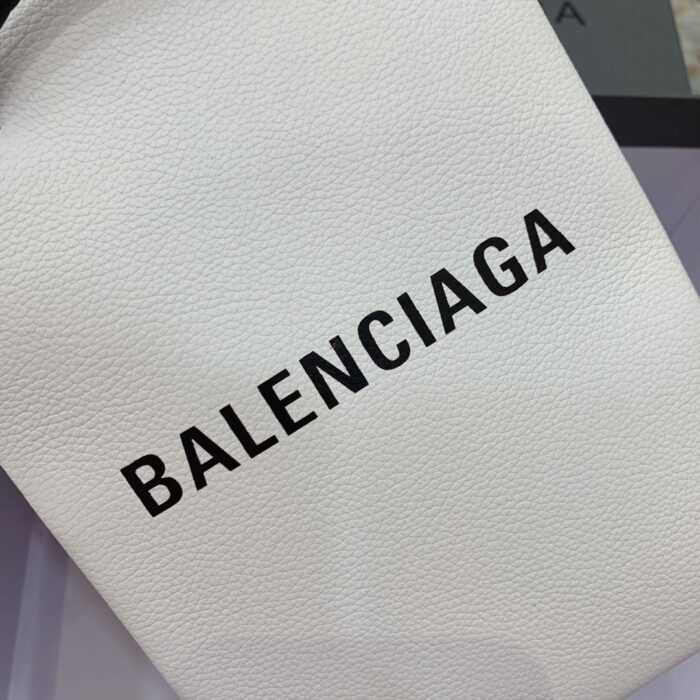 발렌시아가 로고 미니 폰홀더 토트백 겸 숄더백 크로스백 화이트 레플리카 미러급 SA급 S급 고퀄리티 최상급 하이엔드 가방 [여성] 8