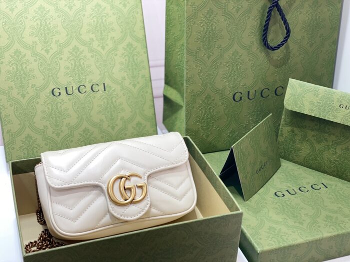 구찌 GG 마몽 마틀라세 슈퍼 미니백 화이트 476433 레플리카 미러급 SA급 S급 고퀄리티 최상급 하이엔드 가방 [여성] 2