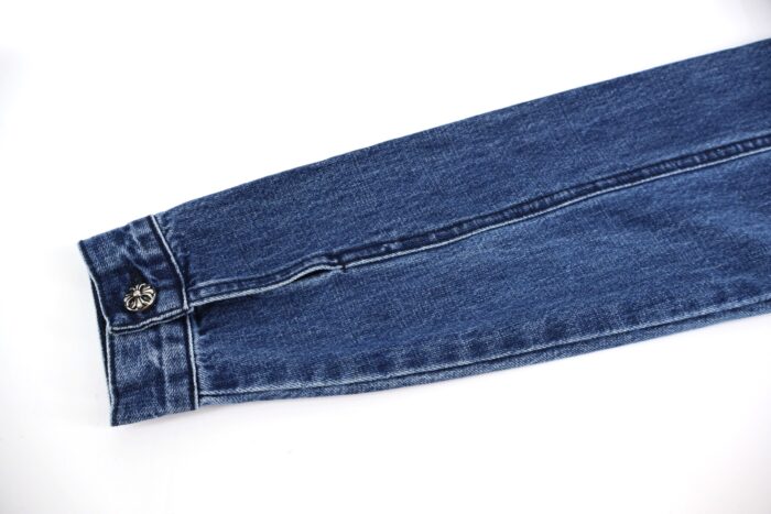 크롬하츠 워싱 데님 자켓 블루 레플리카 미러급 SA급 S급 고퀄리티 하이엔드 최상급 의류 [남성여성공용] 9