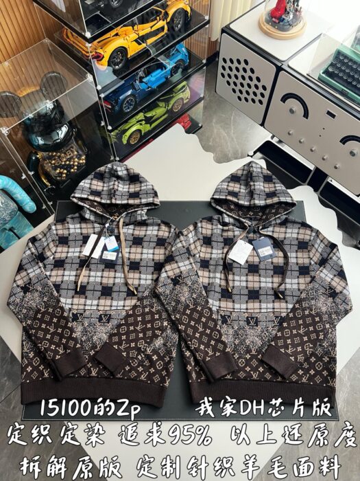 루이비통 모노그램 페이디드 플래드 후디티 1AJCB1 레플리카 미러급 SA급 S급 고퀄리티 하이엔드 최상급 의류 [남성여성공용] 3