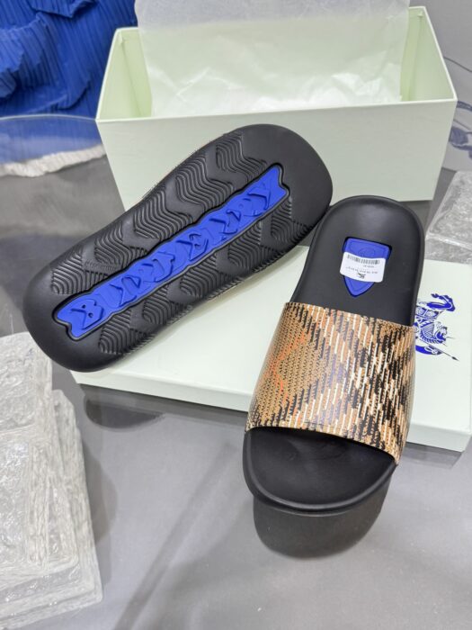 버버리 블루 B 체크 슬리퍼 브라운 남성용 레플리카 미러급 SA급 S급 고퀄리티 최상급 하이엔드 신발 [남성] 6