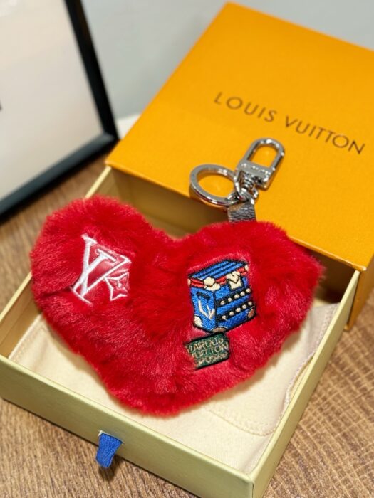 루이비통 LV 럭키 하트 백 참 레드 M03171 레플리카 미러급 SA급 S급 고퀄리티 최상급 하이엔드 악세사리 [남성여성공용] 2