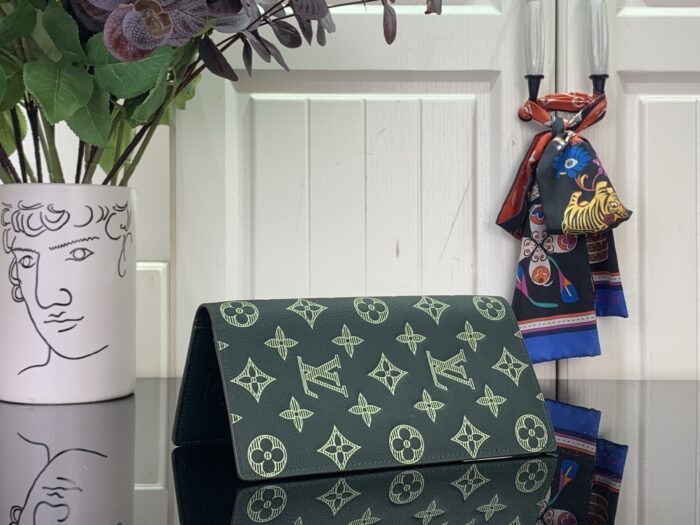 루이비통 브라짜 월릿 장지갑 흑녹색 M61697 레플리카 미러급 SA급 S급 고퀄리티 최상급 하이엔드 지갑 [남성여성공용] 6